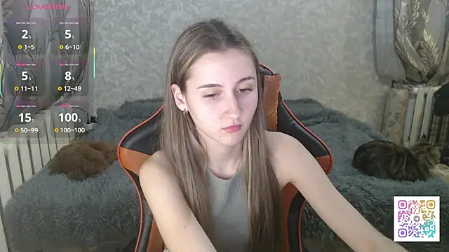 Snapshot of Ave_Costly chatting on 12.18.25 Ave Costly online show from 12.18.25