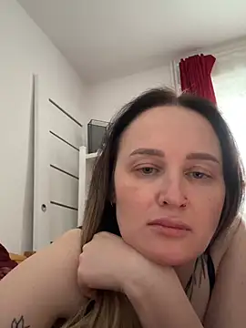 Snapshot of TomilaSi chatting on 02.06.26 TomilaSi online show from 02.06.26