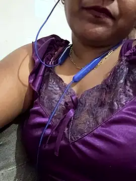 Tamil Smiley Queen online show from 01.05.26