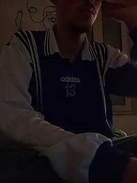 elias milo online show from 12.01.25