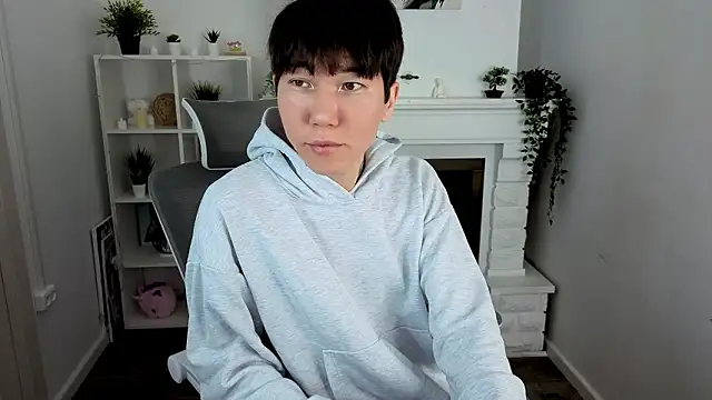 Snapshot of YugoAsian chatting on 01.18.26 YugoAsian online show from 01.18.26