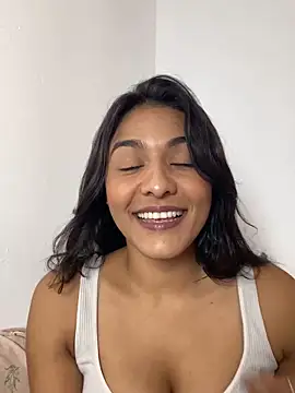 Laurapocahontas online show from 11.25.25