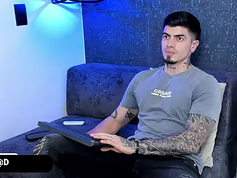  mrcock   online show from 04.10.26