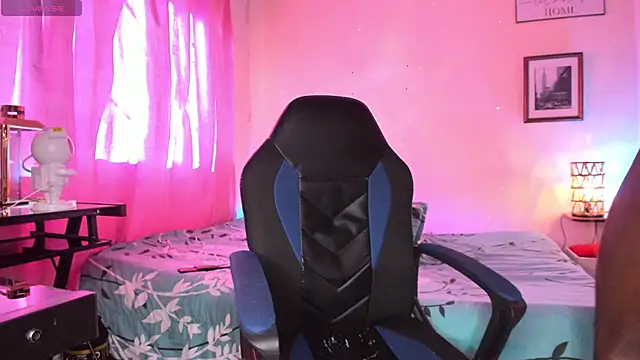 Ethantravis22 online show from 04.12.26