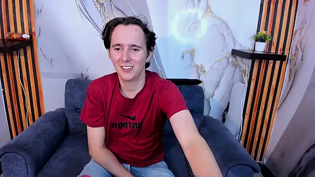 Snapshot of Aaron_LatinMen2 chatting on 11.25.25 Aaron LatinMen2 online show from 11.25.25