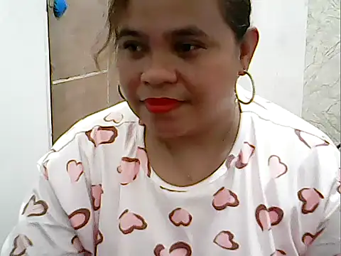 Snapshot of cutechubby chatting on 01.18.26 cutechubby online show from 01.18.26