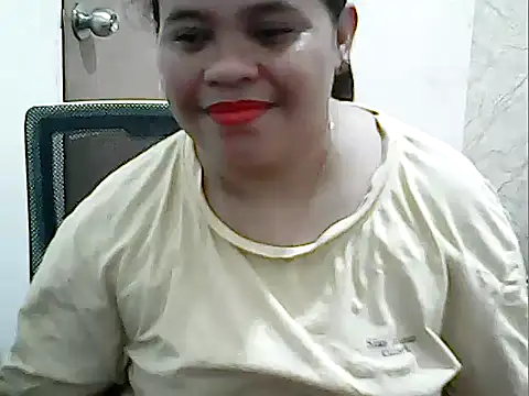 Snapshot of cutechubby chatting on 04.23.26 cutechubby online show from 04.23.26