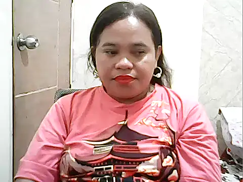 Snapshot of cutechubby chatting on 04.30.26 cutechubby online show from 04.30.26