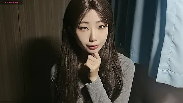 Snapshot of Yyoo-99 chatting on 12.01.25 Yyoo-99 online show from 12.01.25