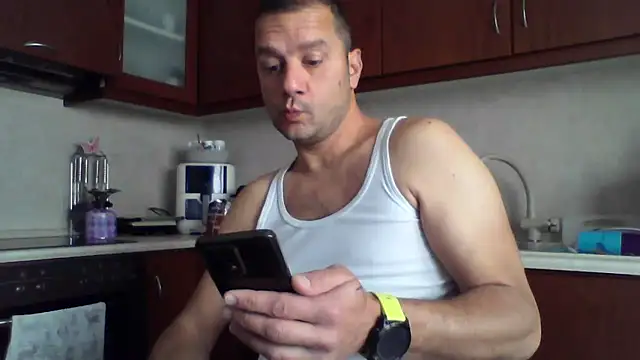Snapshot of Billakos chatting on 05.21.26 Billakos online show from 05.21.26