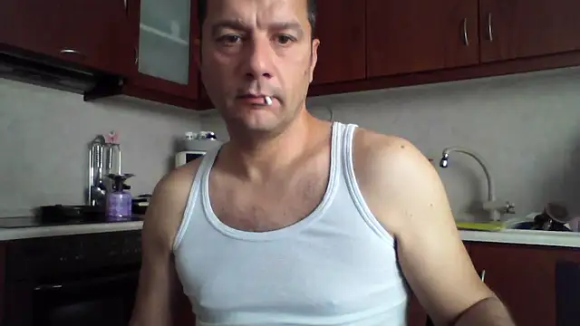 Snapshot of Billakos chatting on 06.04.26 Billakos online show from 06.04.26