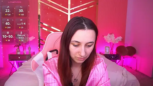 RoxieRay online show from 04.13.26