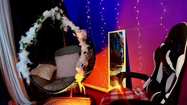 Anto Thompson online show from 12.23.25