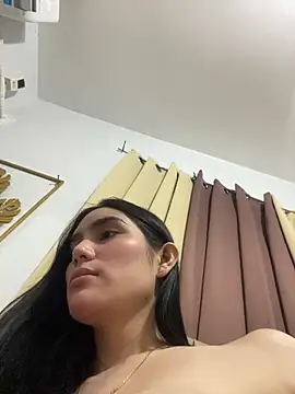 SofiaHarison online show from 12.22.25