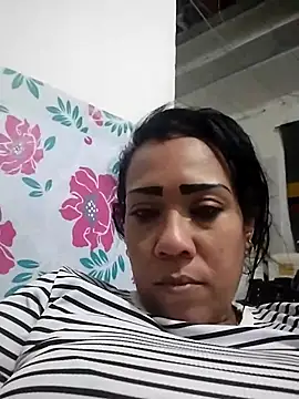 KarolWest  online show from 12.18.25