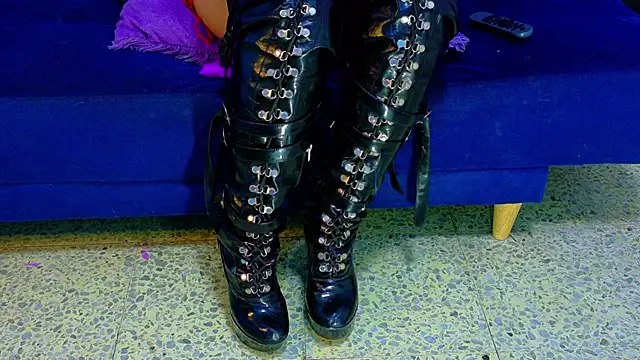 AriesVelvet online show from 04.01.26