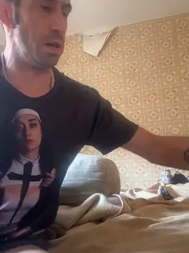 Snapshot of dura87 chatting on 09.25.25 dura87 online show from 09.25.25