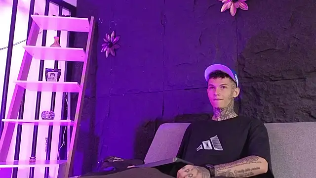 Paulo 527 online show from 02.20.26