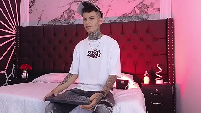 Paulo 527 online show from 07.06.26