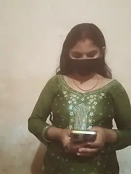 Pooja bhabhi00 online show from 12.21.25