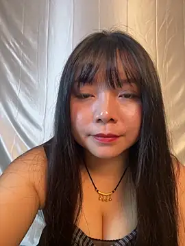 Snapshot of LP-47 chatting on 11.26.25 LP-47 online show from 11.26.25