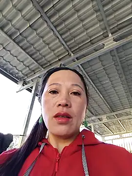 Snapshot of Let-zo chatting on 12.01.25 Let-zo online show from 12.01.25