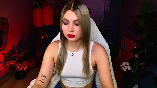 HyileyClark online show from 03.27.26