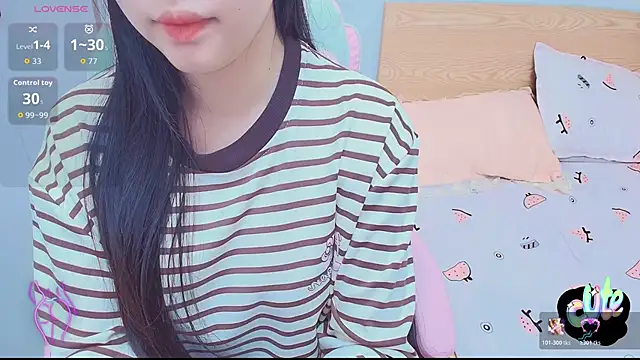 Jii-Soo online show from 11.29.25