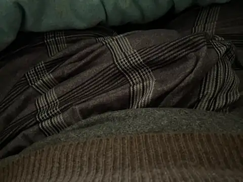 erdestruttor18 online show from 02.04.26