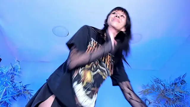 itsmroom  online show from 01.05.26