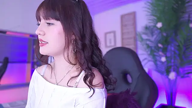 Snapshot of dakotaa_01 chatting on 12.01.25 dakotaa 01 online show from 12.01.25