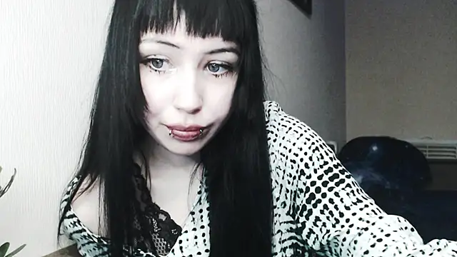 Lucyy666 online show from 12.14.25