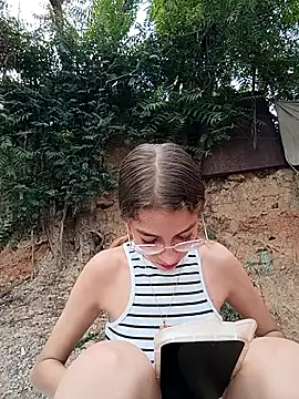 Vanneskk online show from 02.15.26