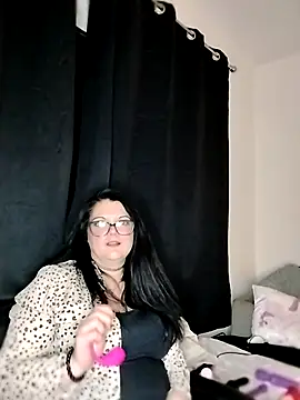 Hot ScotchXX online show from 01.17.26