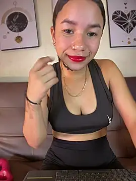 ZoeyFierce online show from 02.13.26