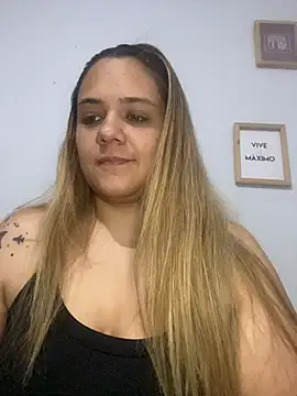 LoreinnFox online show from 04.08.26