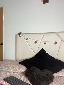  madisonfoxxx1 online show from 11.30.25