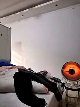 mimi2052 online show from 12.17.25