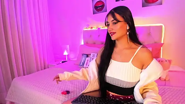 Charlotte rider  online show from 01.08.26