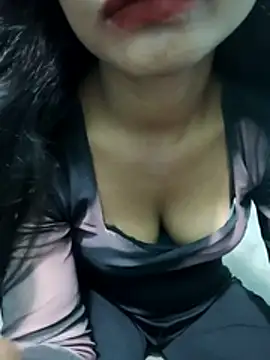 Zoyaa-Zubair online show from 04.28.26