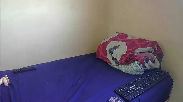 SexyZuluBarbie online show from 12.15.25