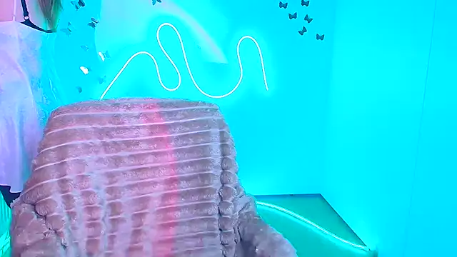 Amanda Swannn online show from 03.12.26