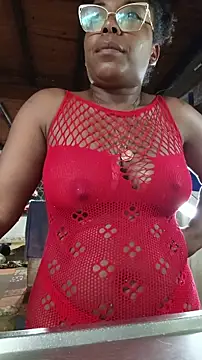 Snapshot of ChanneldelaCroix chatting on 03.24.26 ChanneldelaCroix online show from 03.24.26