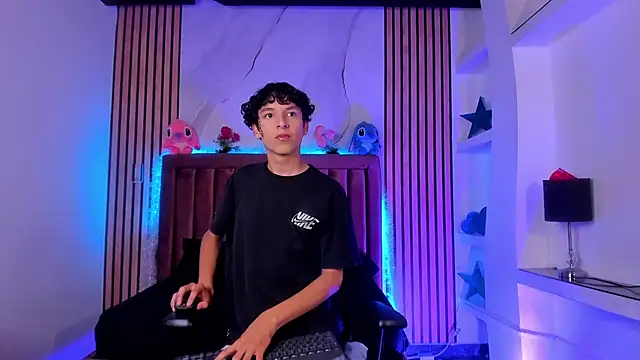 SthepanodiMonaco online show from 01.17.26