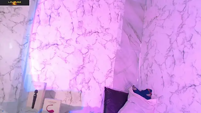 GraceMaaceey online show from 12.16.25