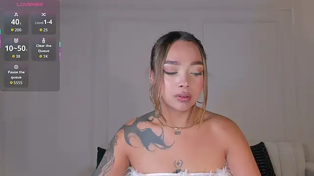 AmbarOwens online show from 12.03.25