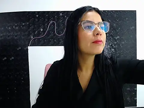 Snapshot of Alanaa_Sweet- chatting on 11.30.25 Alanaa Sweet- online show from 11.30.25