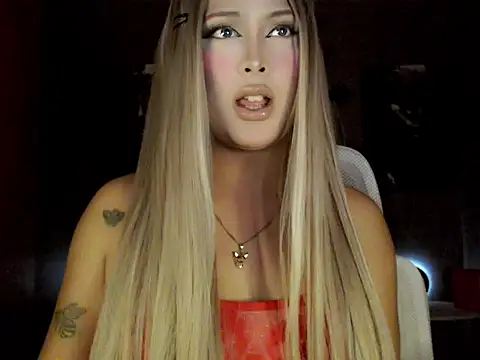 Snapshot of urfuckingdoll69 chatting on 06.12.26 urfuckingdoll69 online show from 06.12.26