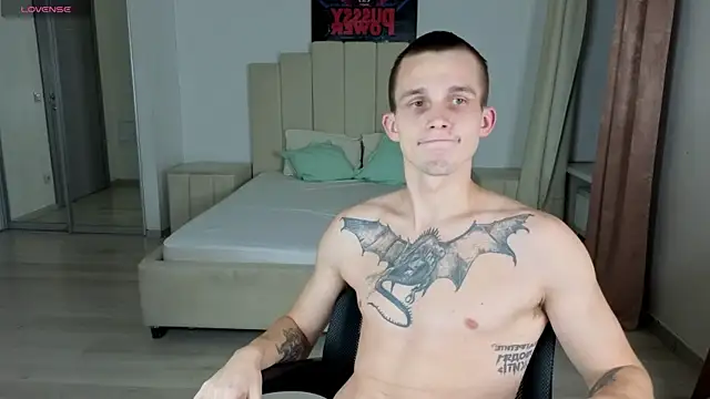 JAMES  LEE online show from 12.01.25