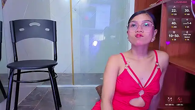 Snapshot of AnitaDuque chatting on 06.21.26 AnitaDuque online show from 06.21.26